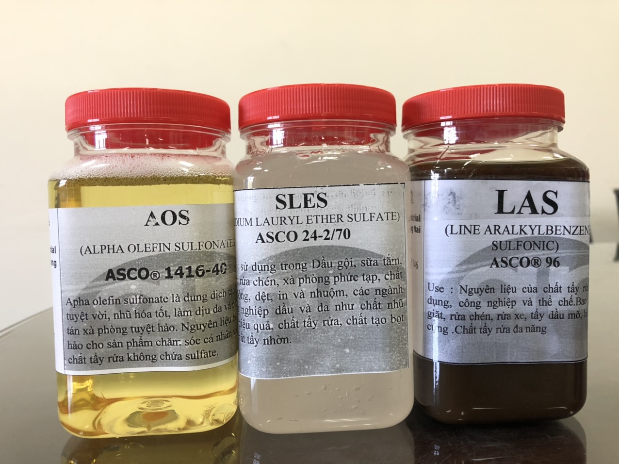 Sự khác biệt về số lượng phân tử epoxyethane (EO) trong SLES dẫn đến chức năng và ứng dụng khác nhau.